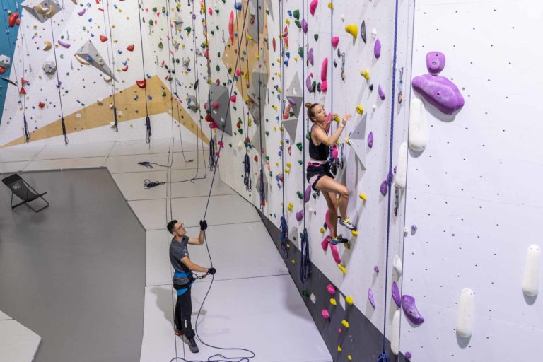 Salle d'escalade voies et blocs Climb Up Caen